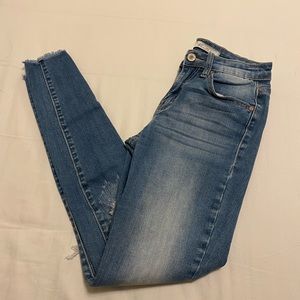 💙Medium wash jeans💙